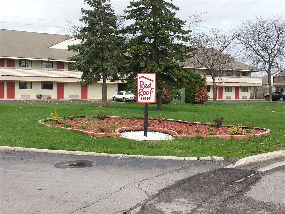 Days Inn & Suites By Wyndham Monroe Exterior photo